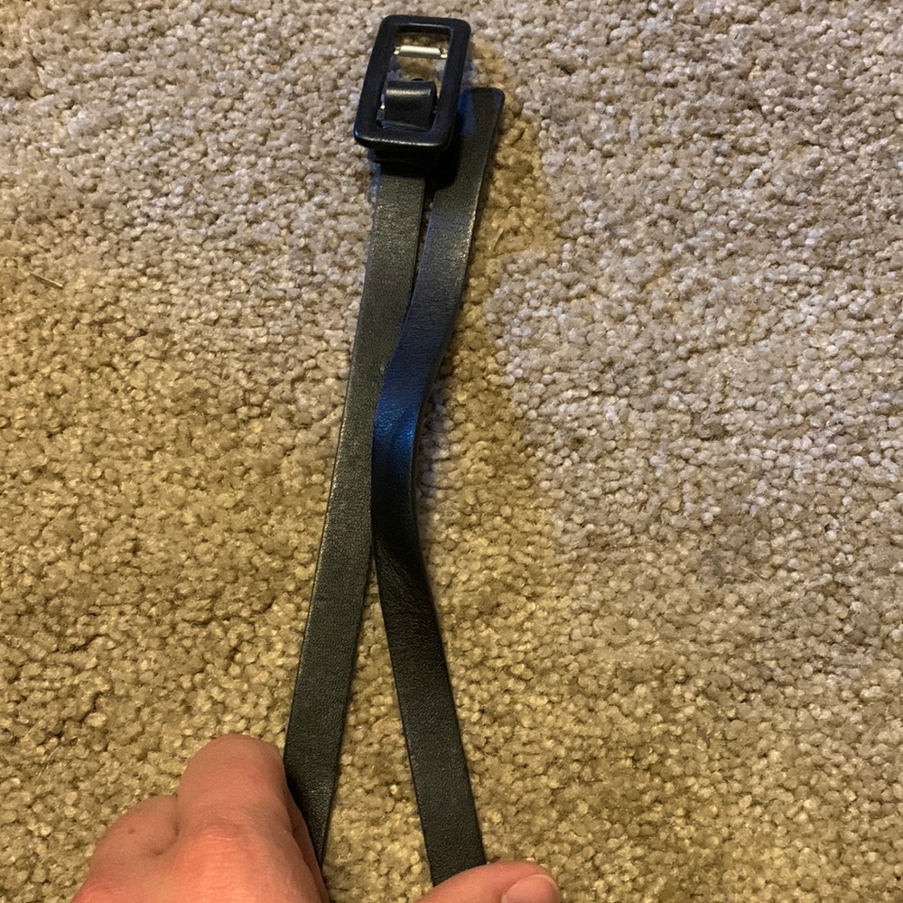 WHBM Black Skinny Belt, Size 00